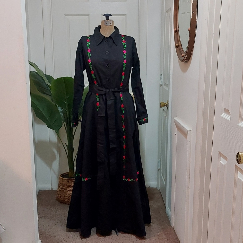 East Essence Black Maxi Dress with Red Floral Embroidery Size Large